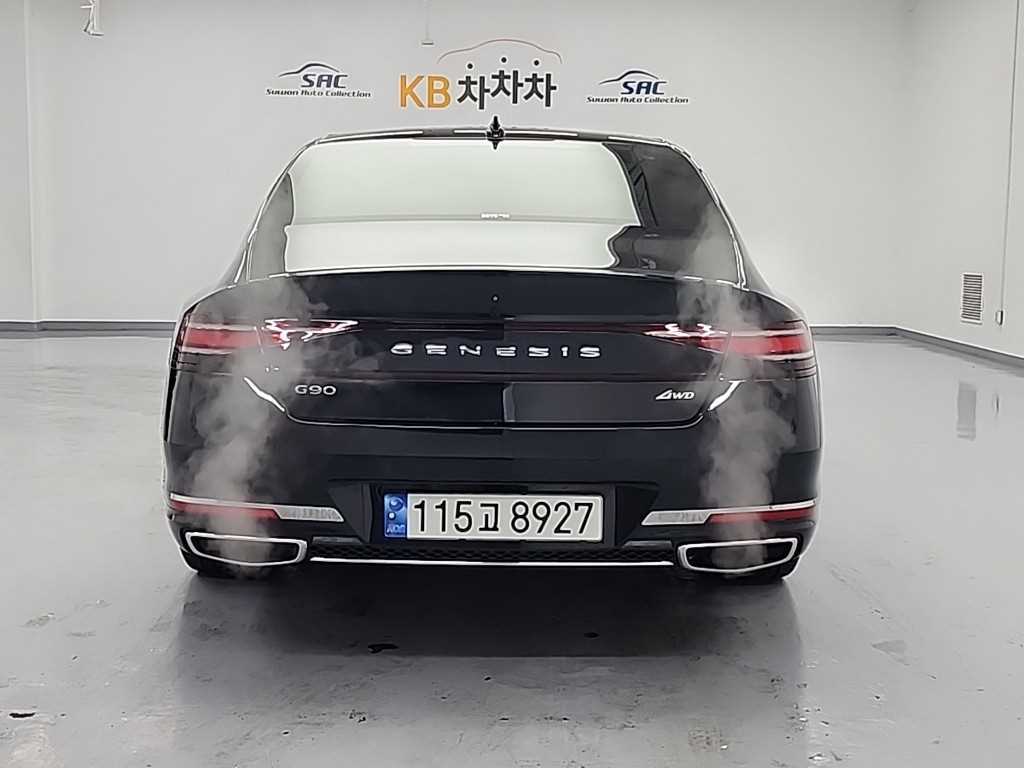 Genesis G90 - Vista 4