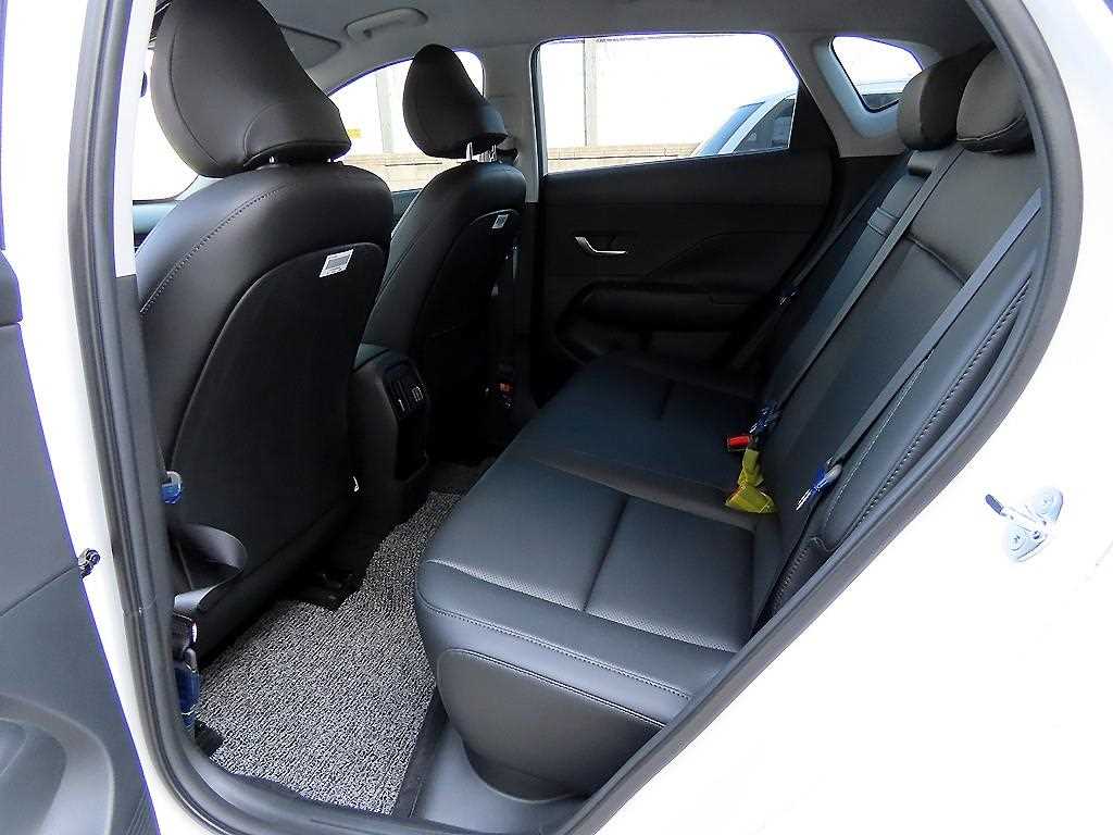 HYUNDAI Kona - Vista 6