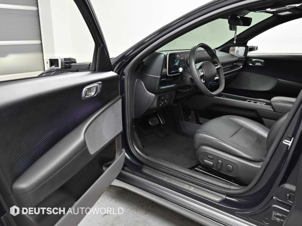 HYUNDAI Ioniq 6 - Vista 11
