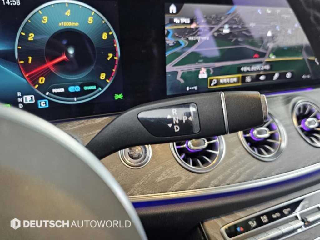 Mercedes Benz CLS Class - Vista 9