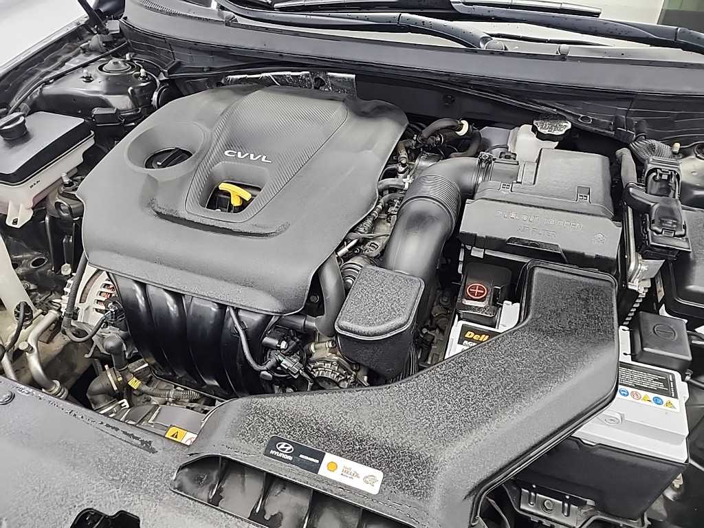 HYUNDAI Sonata - Vista 5