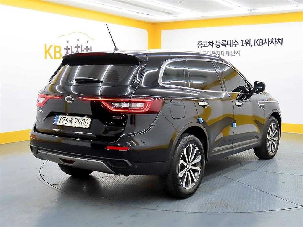 SAMSUNG QM6 - Vista 4