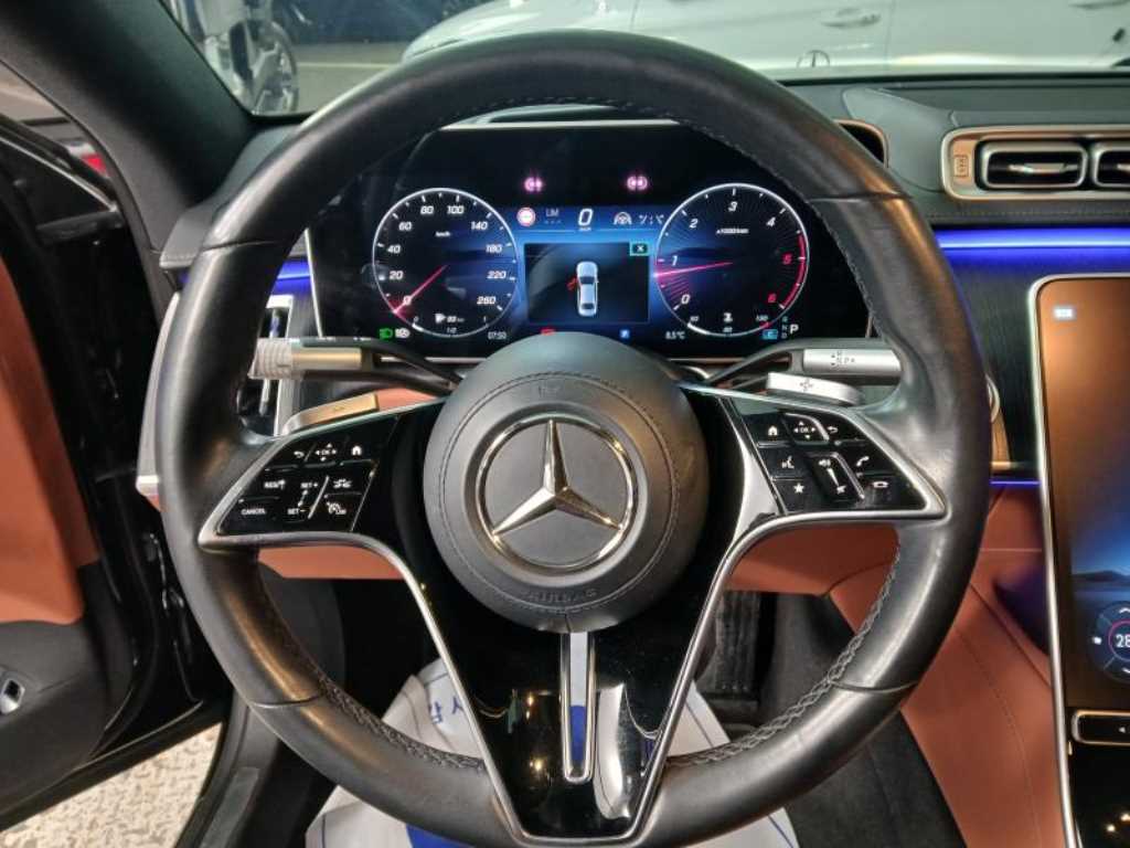 Mercedes Benz S Class - Vista 8