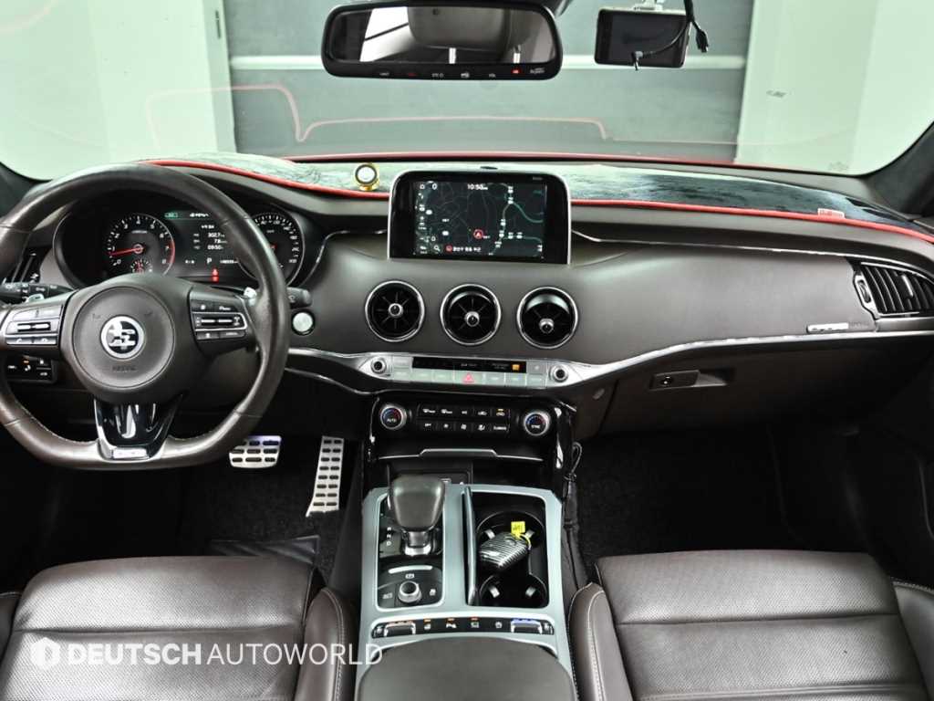 KIA Stinger - Vista 7