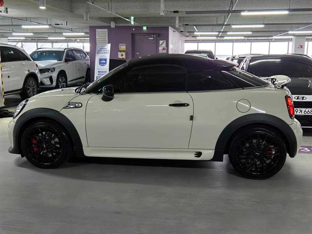 Mini Coupe - Vista 3