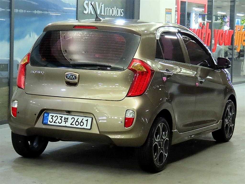 KIA Morning - Vista 4