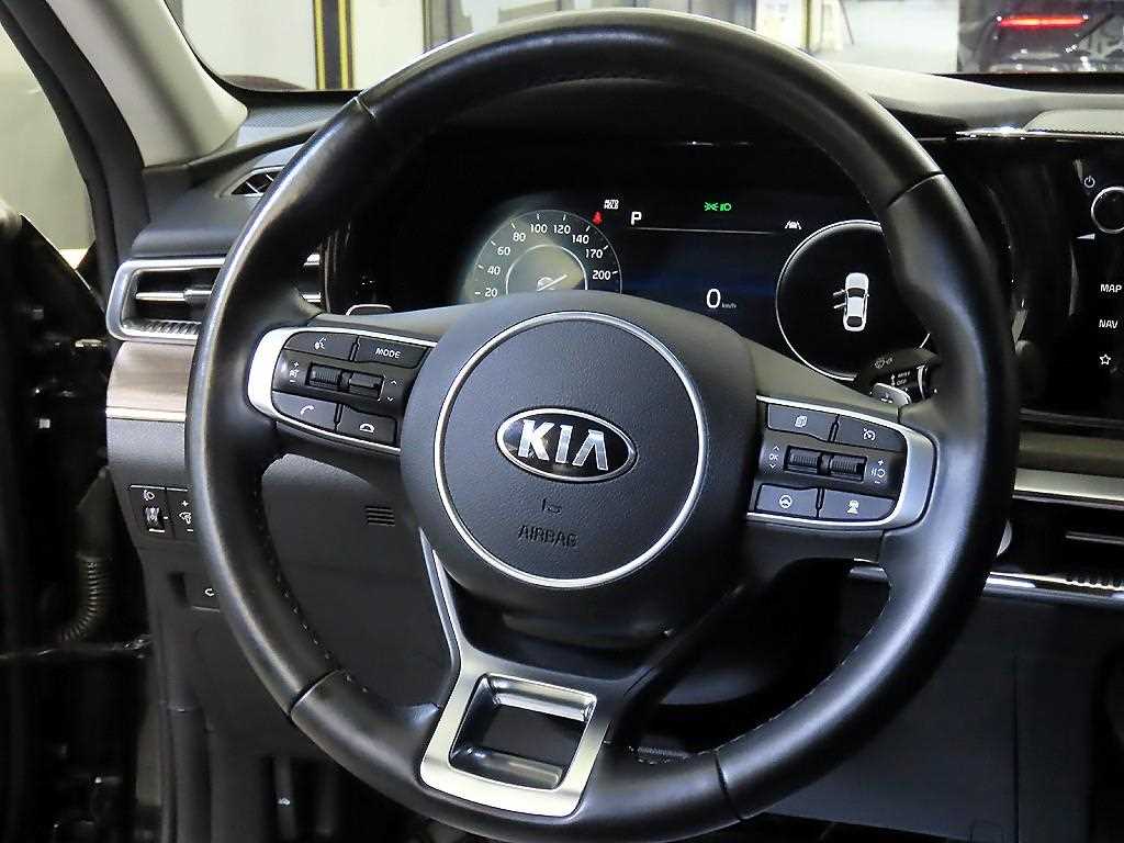 KIA K5 - Vista 8