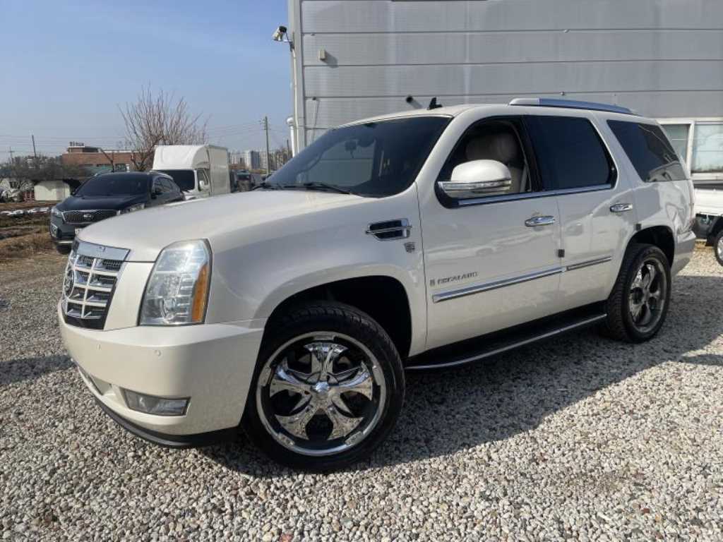 Cadillac Escalade 2007 Blanco - Importación desde Corea - HF Imports Iquique - Foto 1