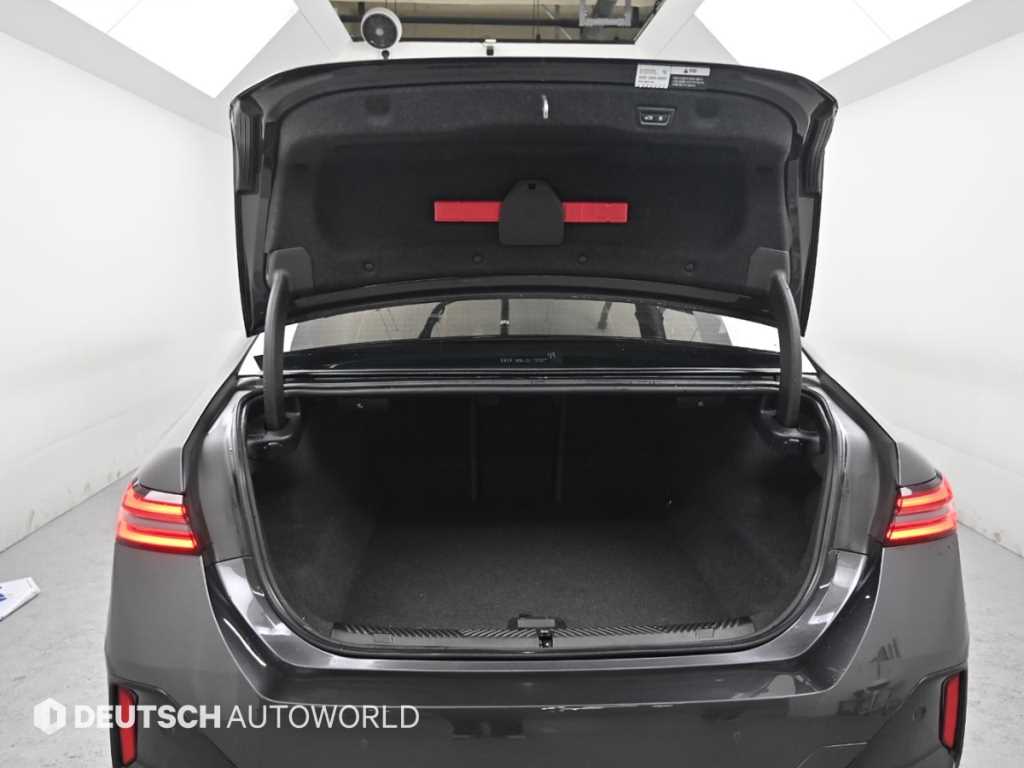 BMW i5 2024 Gris - Importación desde Corea - HF Imports Iquique - Foto 19