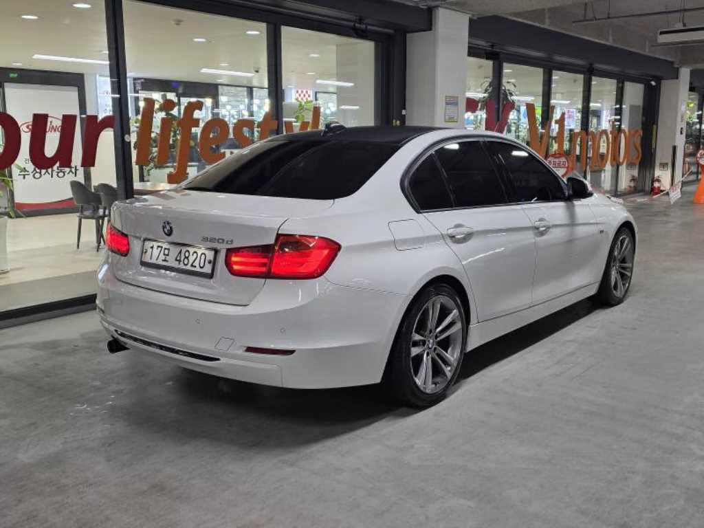 BMW 3 series - Vista 4