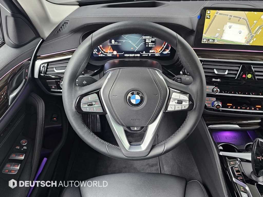 BMW 5 Series 2023 Negro - Importación desde Corea - HF Imports Iquique - Foto 13