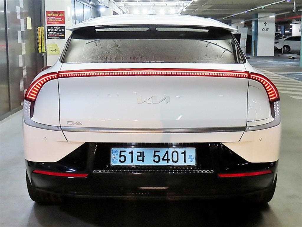KIA EV6 - Vista 5