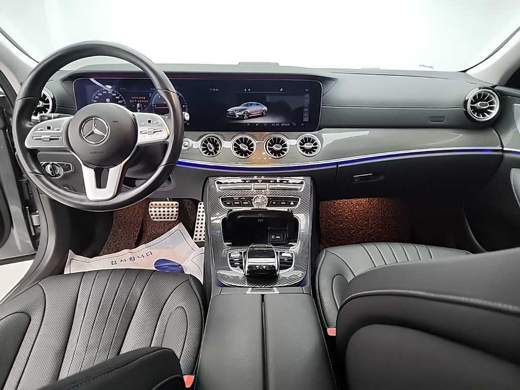 Mercedes Benz CLS Class - Vista 7