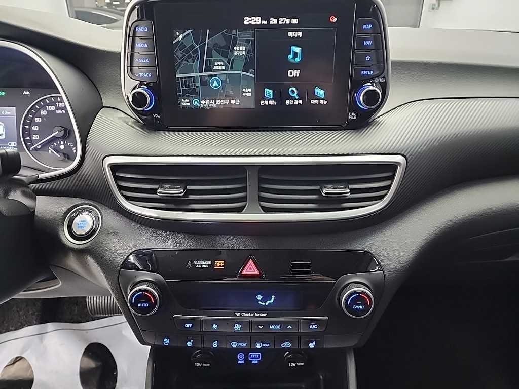 HYUNDAI Tucson - Vista 10