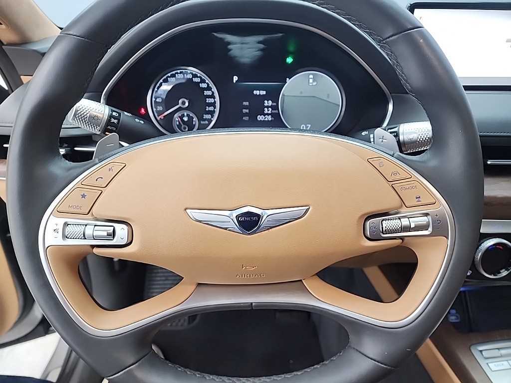 Genesis G80 - Vista 9