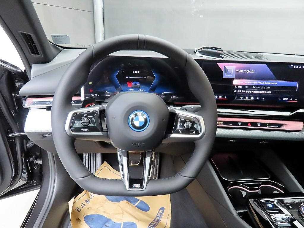 BMW i5 - Vista 9