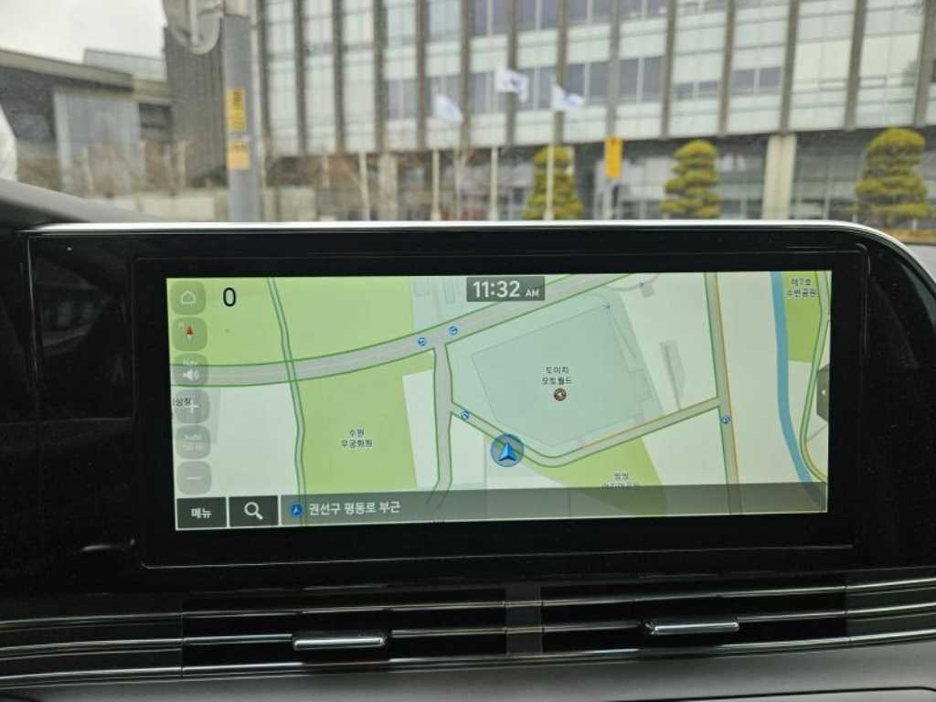 HYUNDAI Grandeur - Vista 11