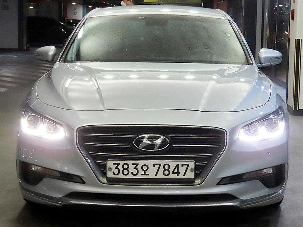 HYUNDAI Grandeur - Vista 2