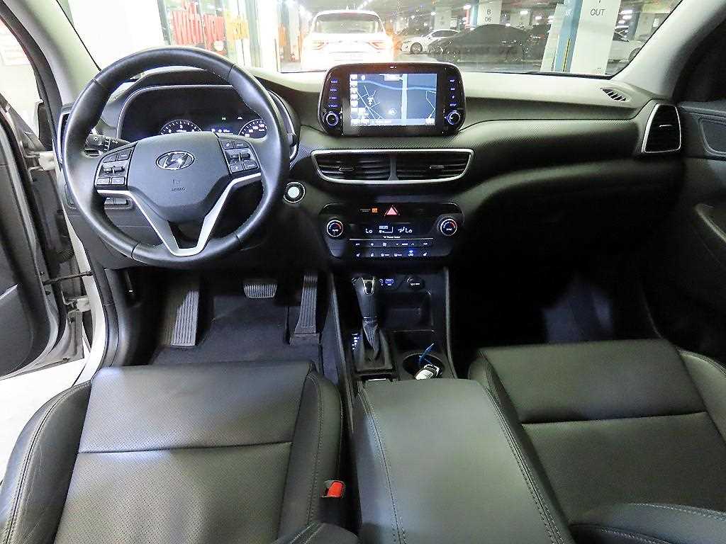 HYUNDAI Tucson - Vista 10
