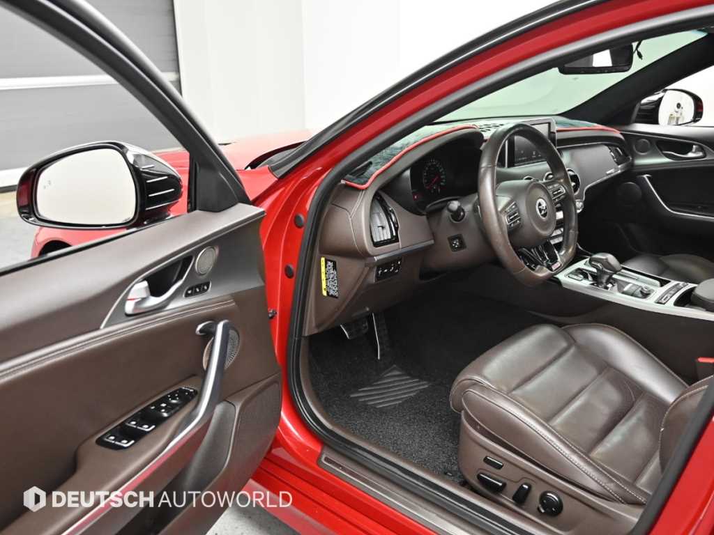 KIA Stinger - Vista 11