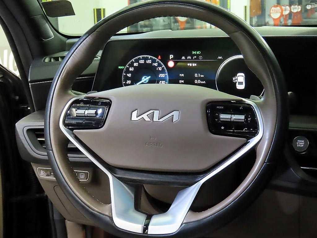KIA K8 - Vista 8
