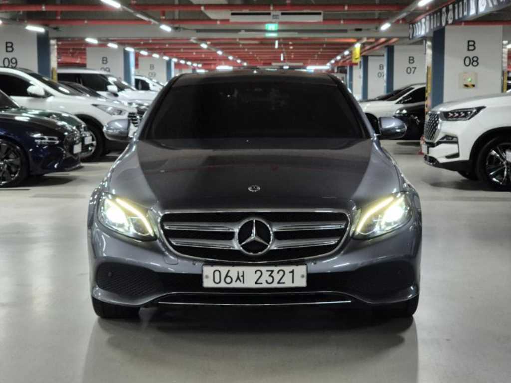 Mercedes Benz E class 2018 - Importación desde Corea - HF Imports Iquique - Foto 1