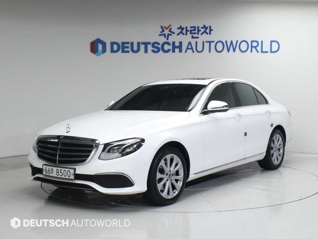 Mercedes Benz E class 2019 Blanco - Importación desde Corea - HF Imports Iquique - Foto 1