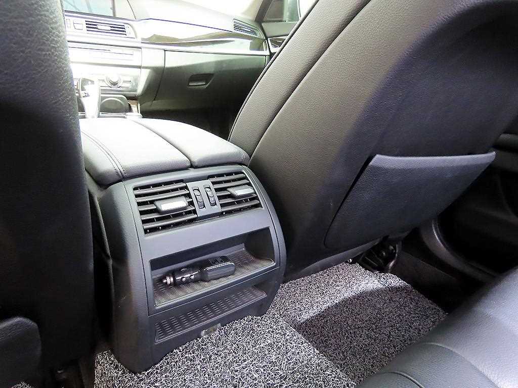 BMW 5 Series 2012 Plateado - Importación desde Corea - HF Imports Iquique - Foto 17