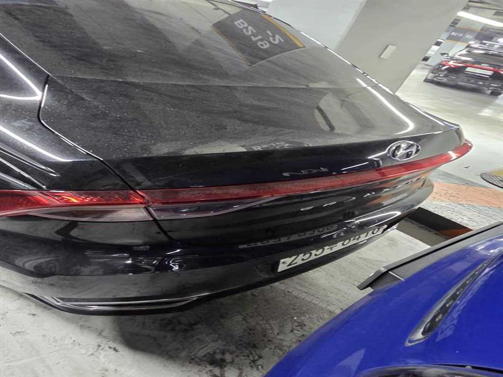 HYUNDAI Grandeur - Vista 2