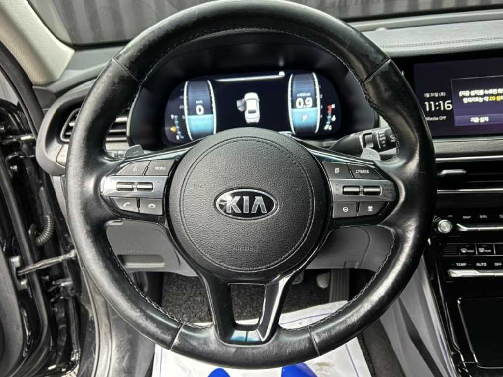 KIA K7 - Vista 8