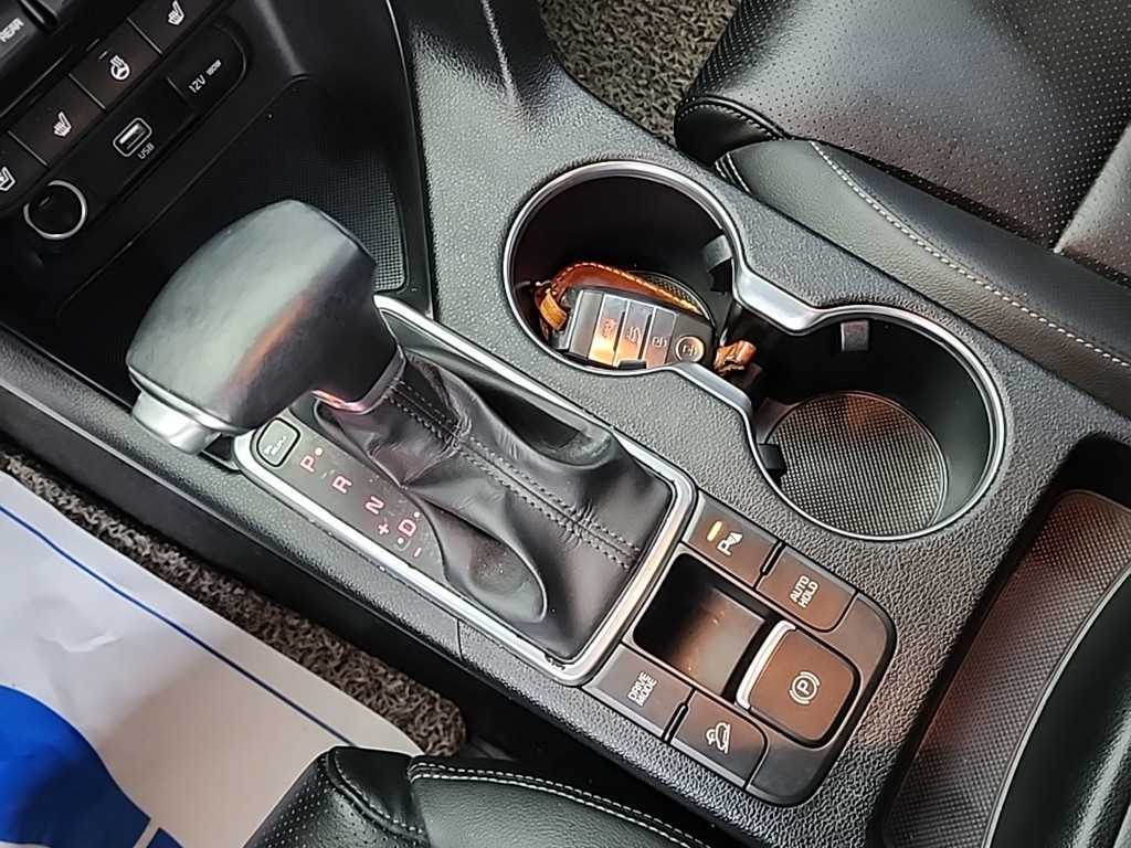 KIA Sportage - Vista 8