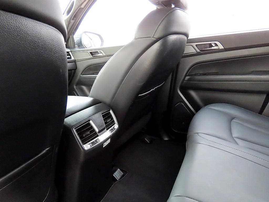 Ssangyong Rexton 2024 Azul - Importación desde Corea - HF Imports Iquique - Foto 16