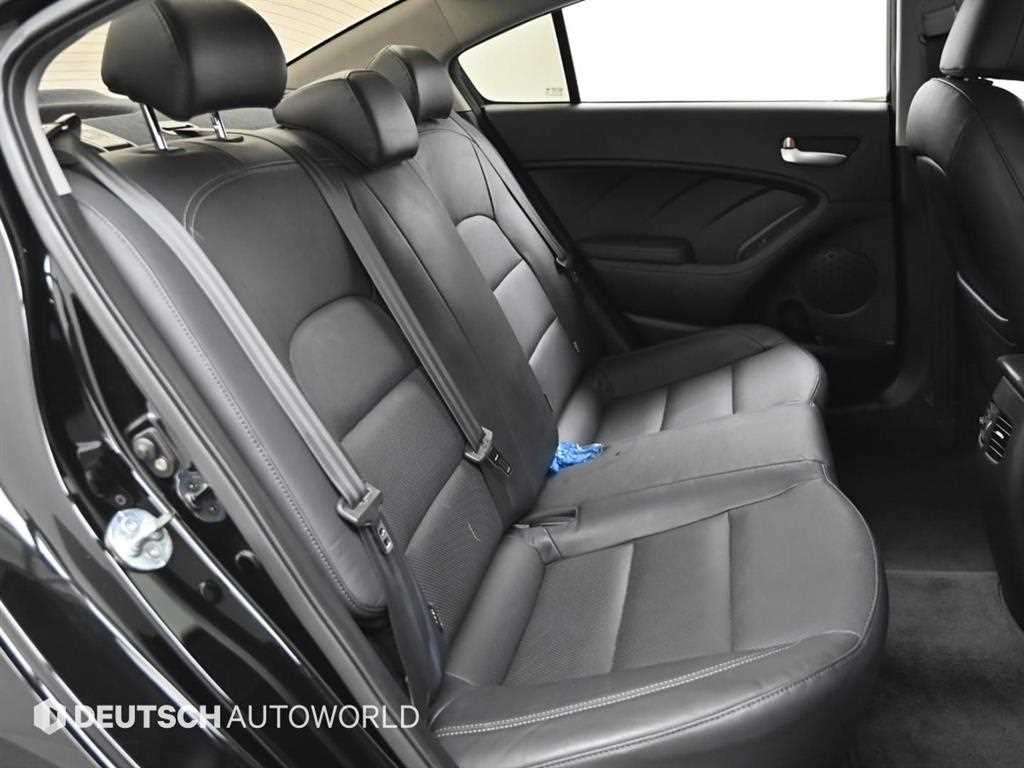 KIA K3 2014 Negro - Importación desde Corea - HF Imports Iquique - Foto 13