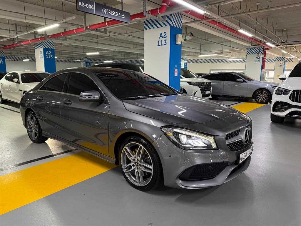 Mercedes Benz CLA Class - Vista 2
