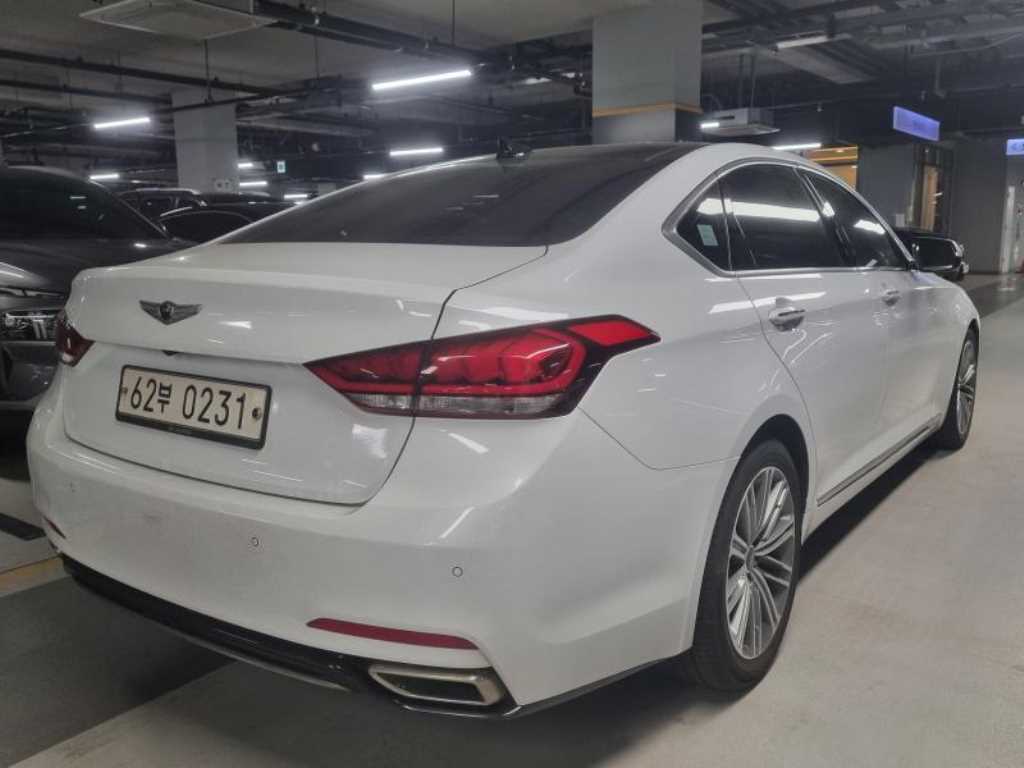 Genesis G80 - Vista 5