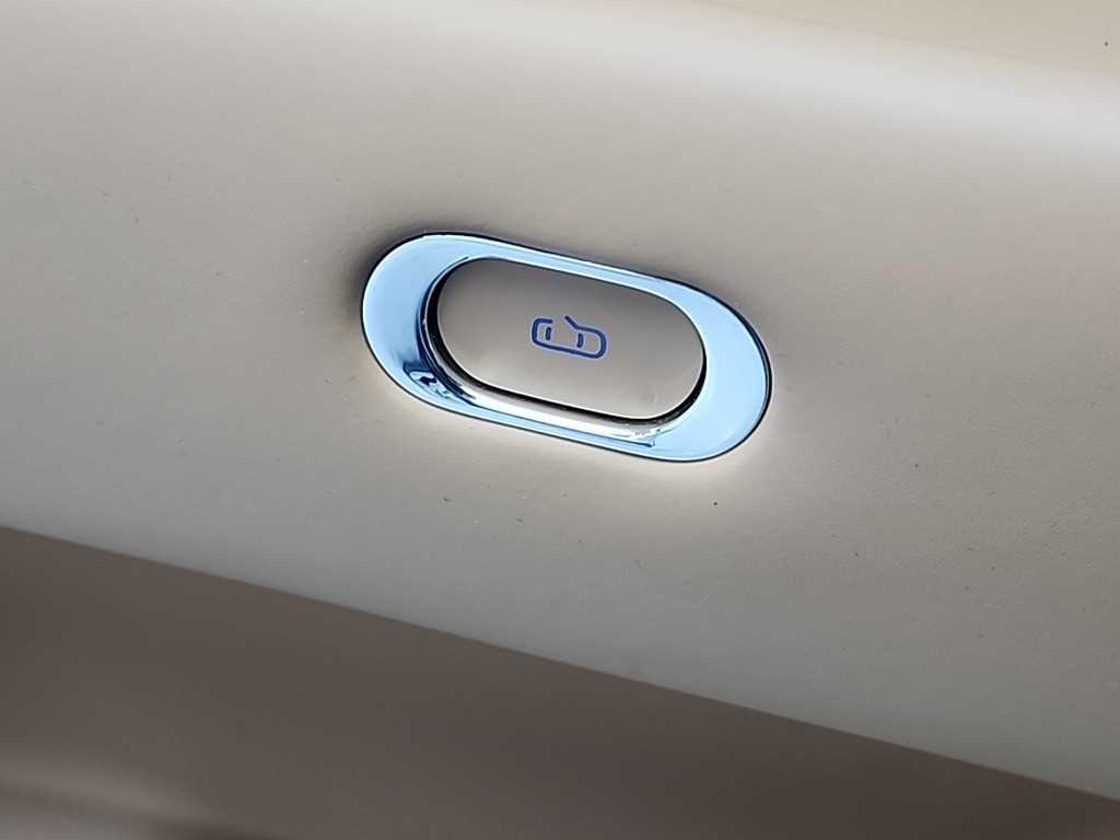 Genesis G90 2023 Negro - Importación desde Corea - HF Imports Iquique - Foto 17