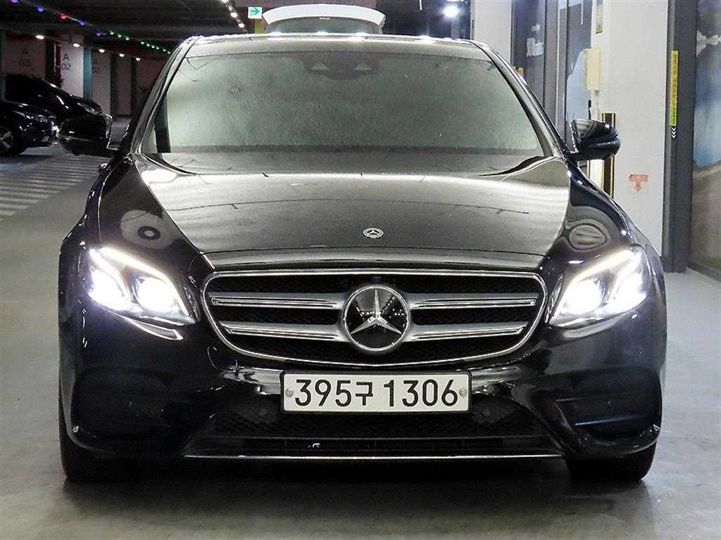 Mercedes Benz E class - Vista 2