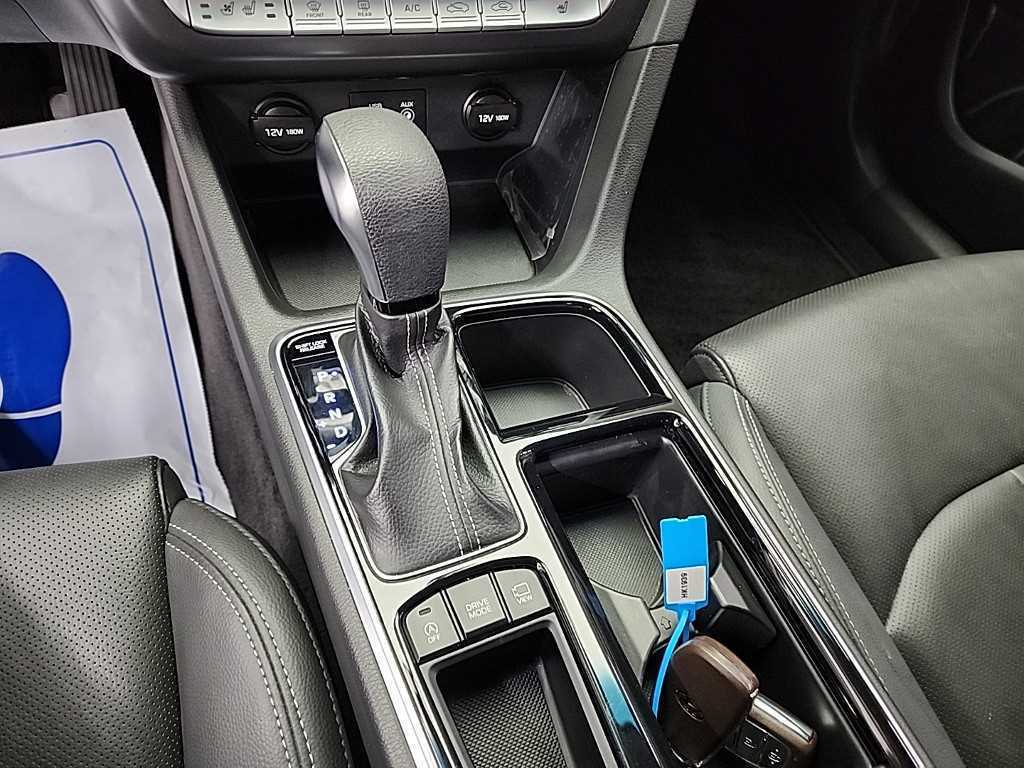 HYUNDAI Sonata - Vista 8