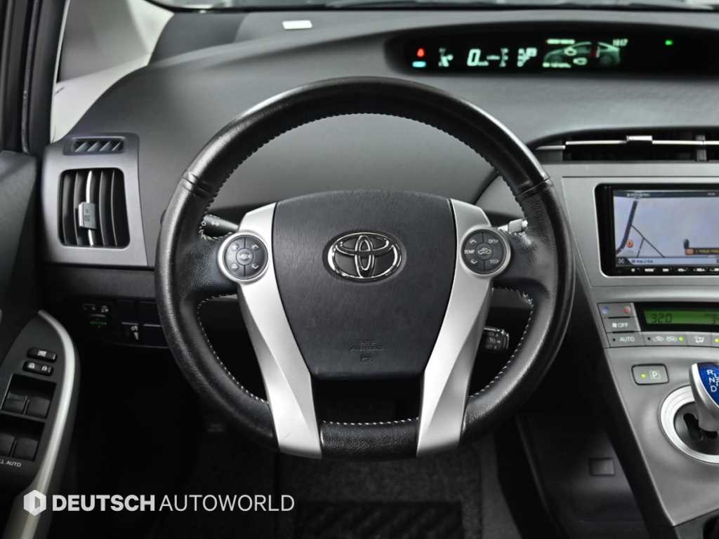 Toyota Prius 2012 Plateado - Importación desde Corea - HF Imports Iquique - Foto 13