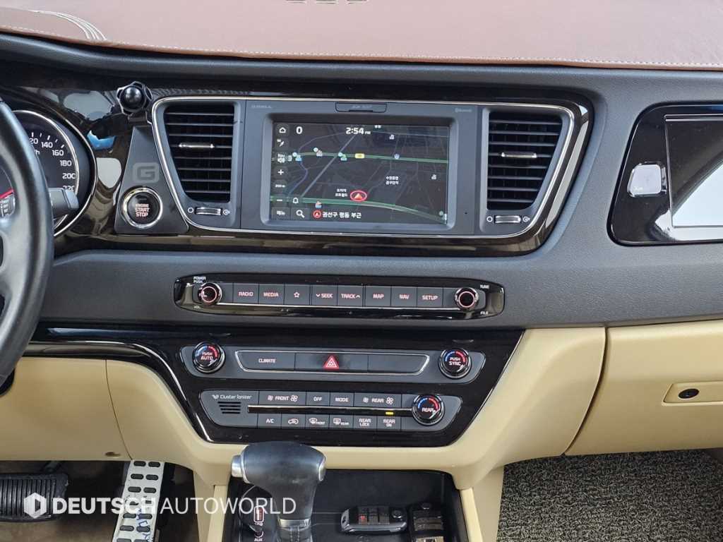 KIA Carnival 2019 Negro - Importación desde Corea - HF Imports Iquique - Foto 15