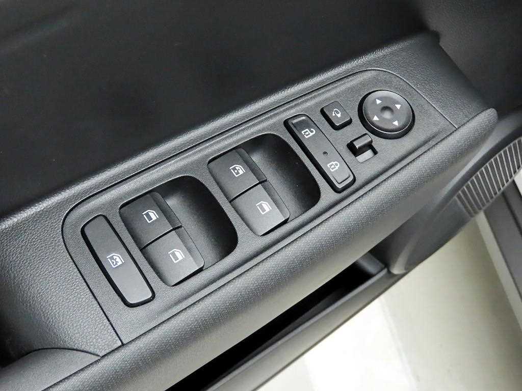 HYUNDAI Casper - Vista 11