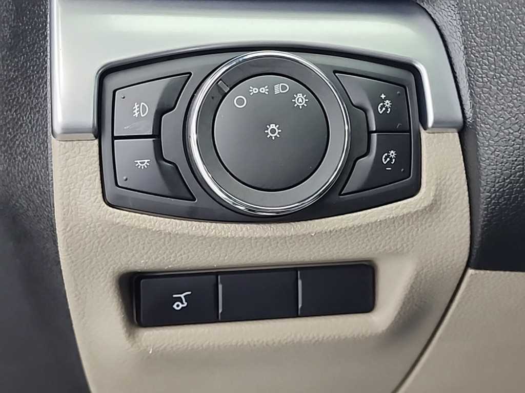 Ford Explorer 2018 Negro - Importación desde Corea - HF Imports Iquique - Foto 18