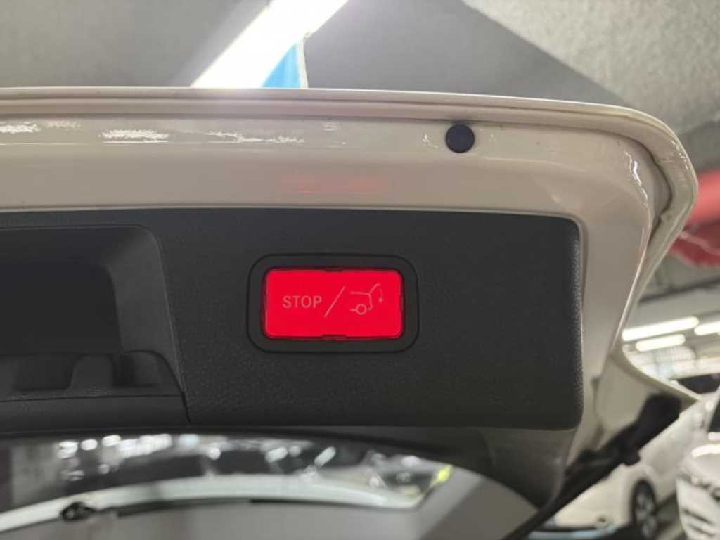 Mercedes Benz GLK Class - Vista 11