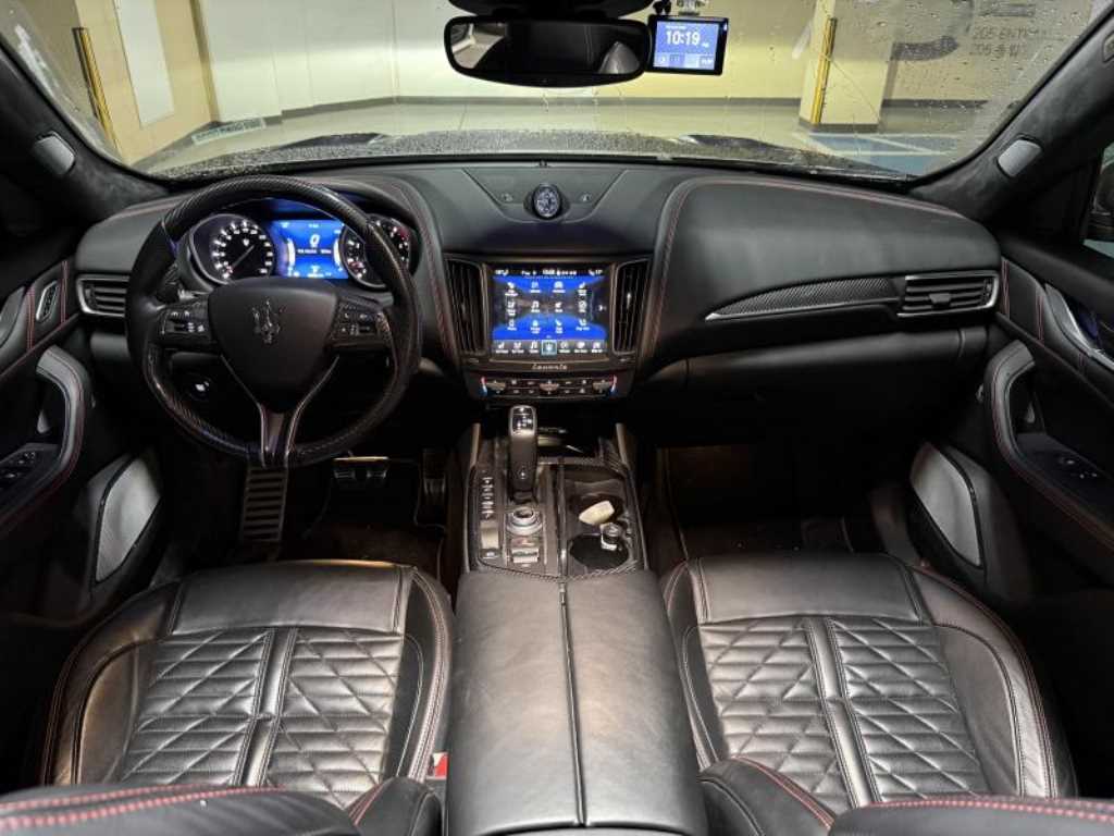 Maserati Levante - Vista 5