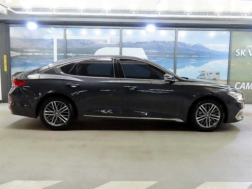 HYUNDAI Grandeur - Vista 3