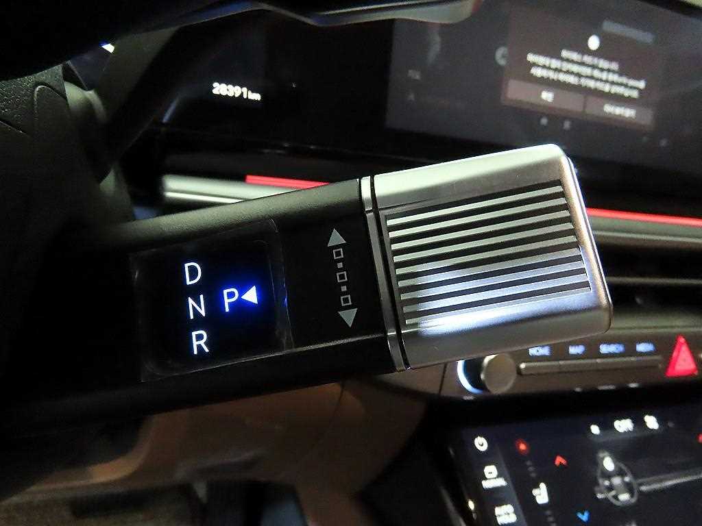 HYUNDAI Grandeur - Vista 12