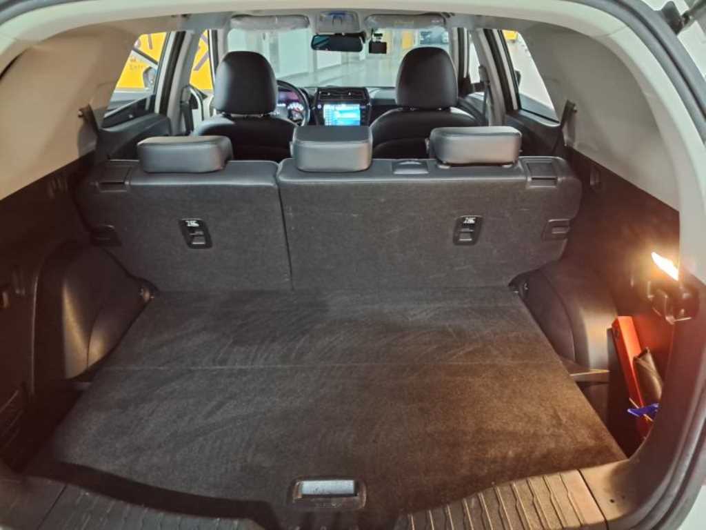 Ssangyong Tivoli 2022 Blanco - Importación desde Corea - HF Imports Iquique - Foto 19