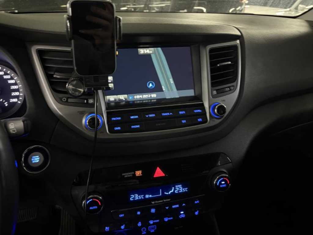 HYUNDAI Tucson - Vista 6