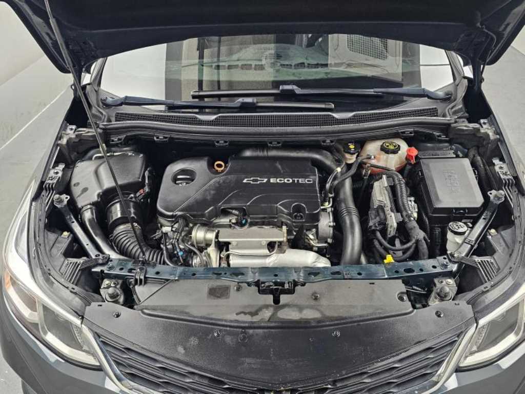 Chevrolet Cruise - Vista 6