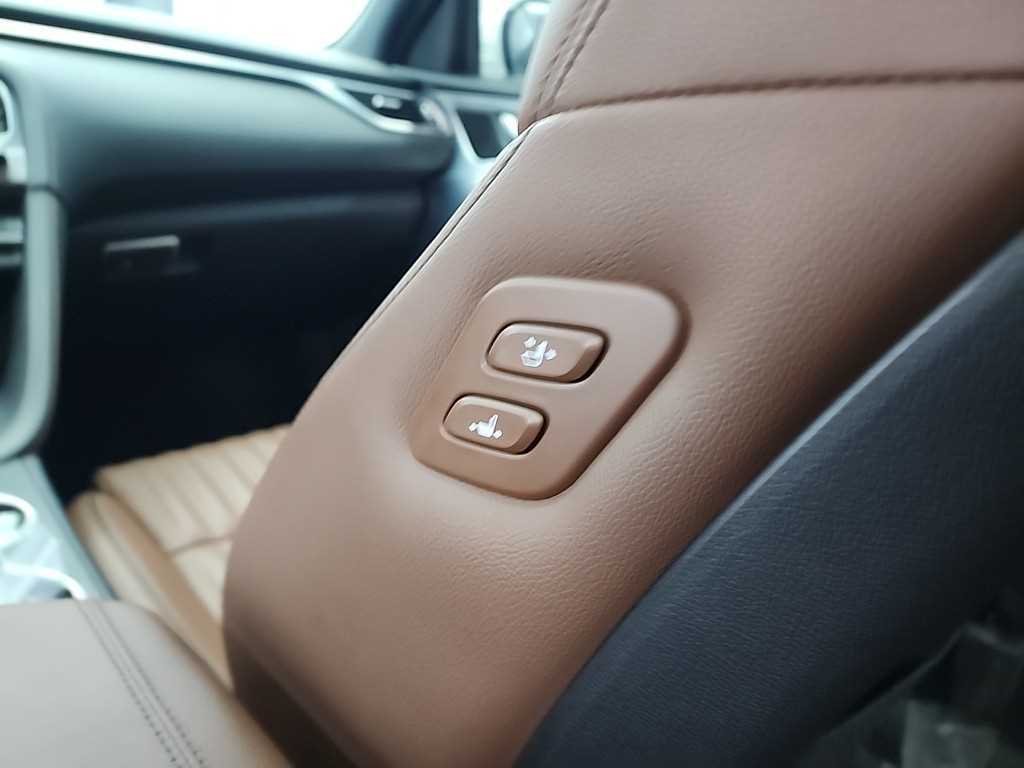 Genesis G70 2018 Blanco - Importación desde Corea - HF Imports Iquique - Foto 14